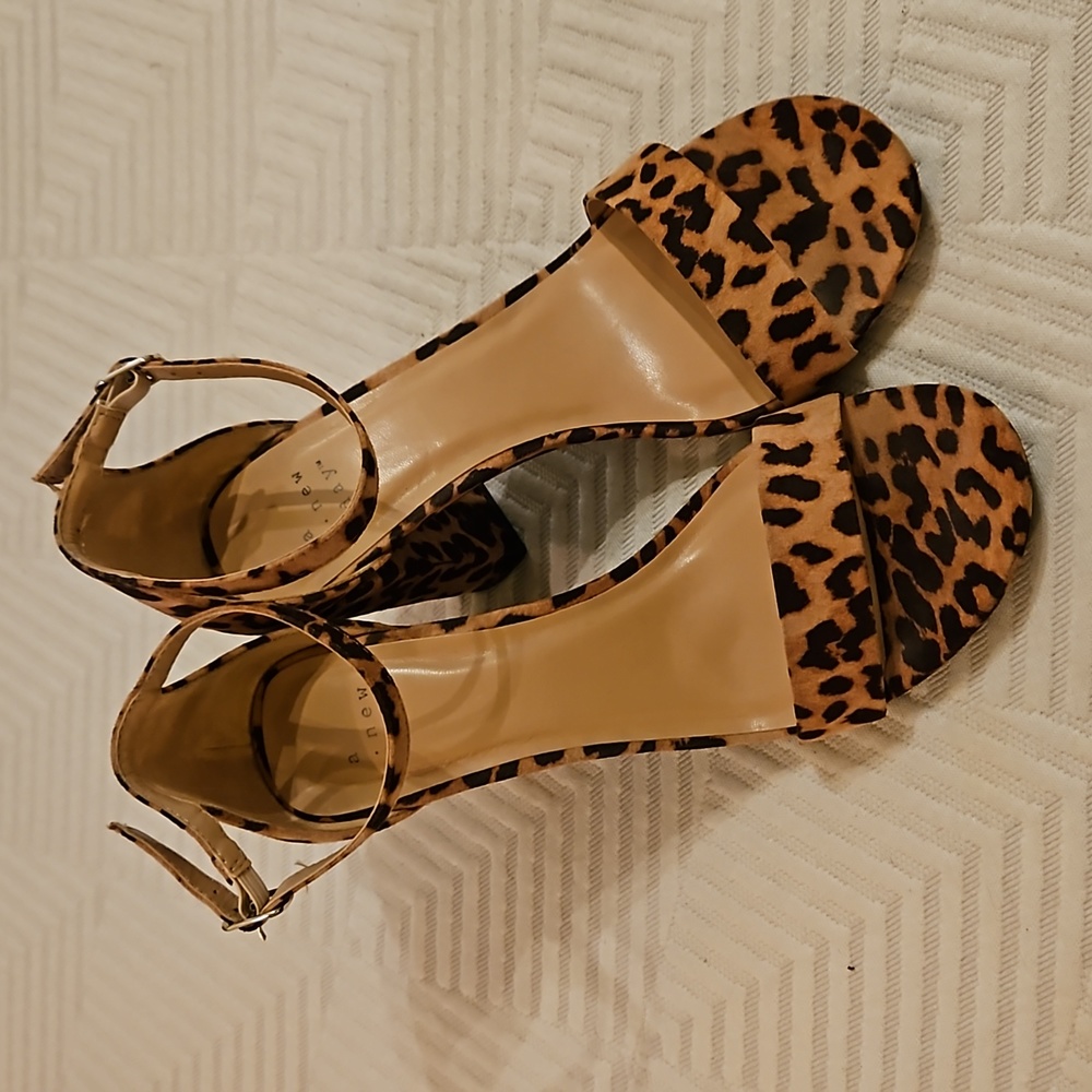 A New Day Leopard Block Heel - Picture 5 of 8